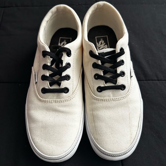 Vans, women’s size 9.5 - Picture 2 of 3